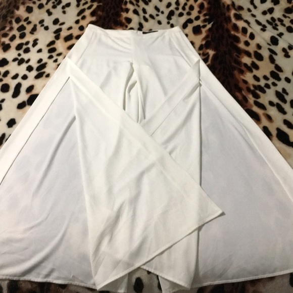 NWOT Body by Victoria slacks in white size 6 - Picture 2 of 8